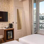Des Champs-elysees Paris
