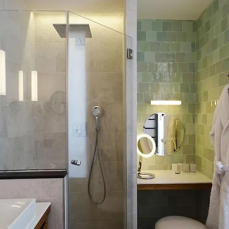 Hotel Des Champs-elysees 4*