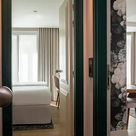 Des Champs-elysees Ξενοδοχείο 4*