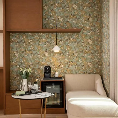 Hotel Des Champs-elysées Parigi