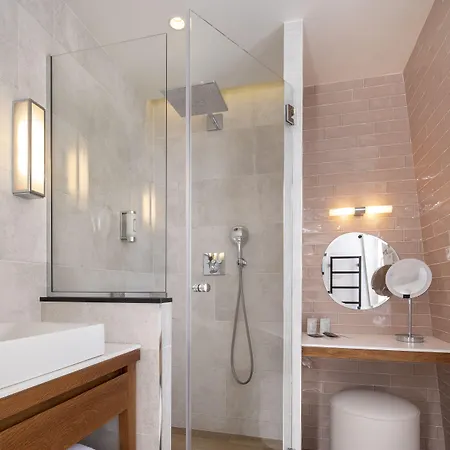 Hotel Des Champs-elysees Paris