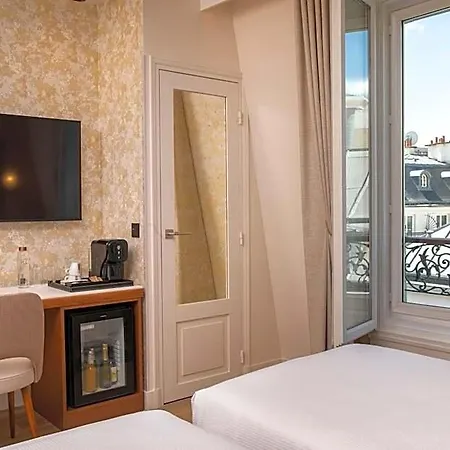 Des Champs-elysees
