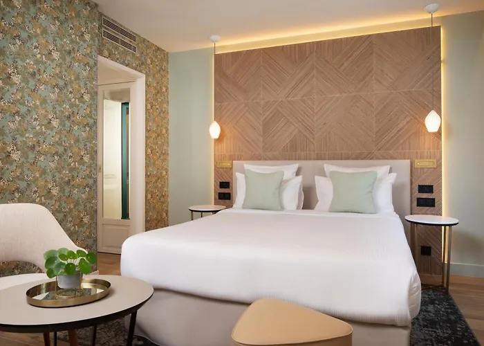 Des Champs-elysees Hotel Paris