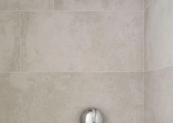 Des Champs-elysees Hotel