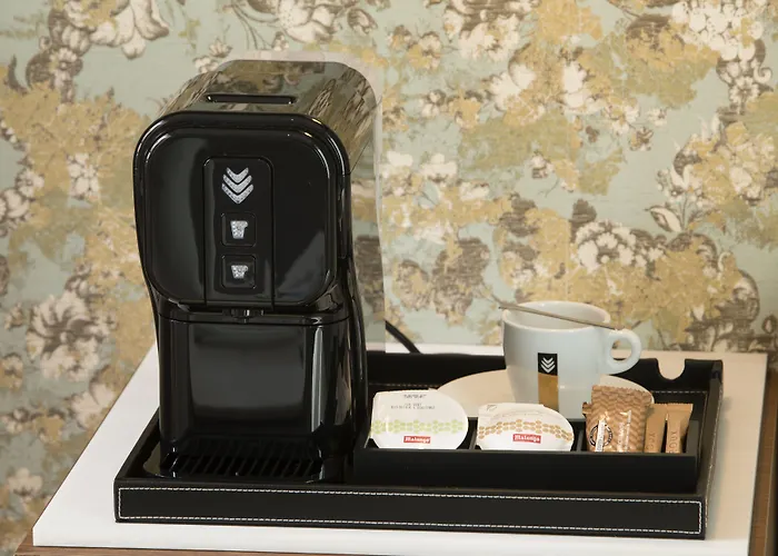 Des Champs-elysees Paris